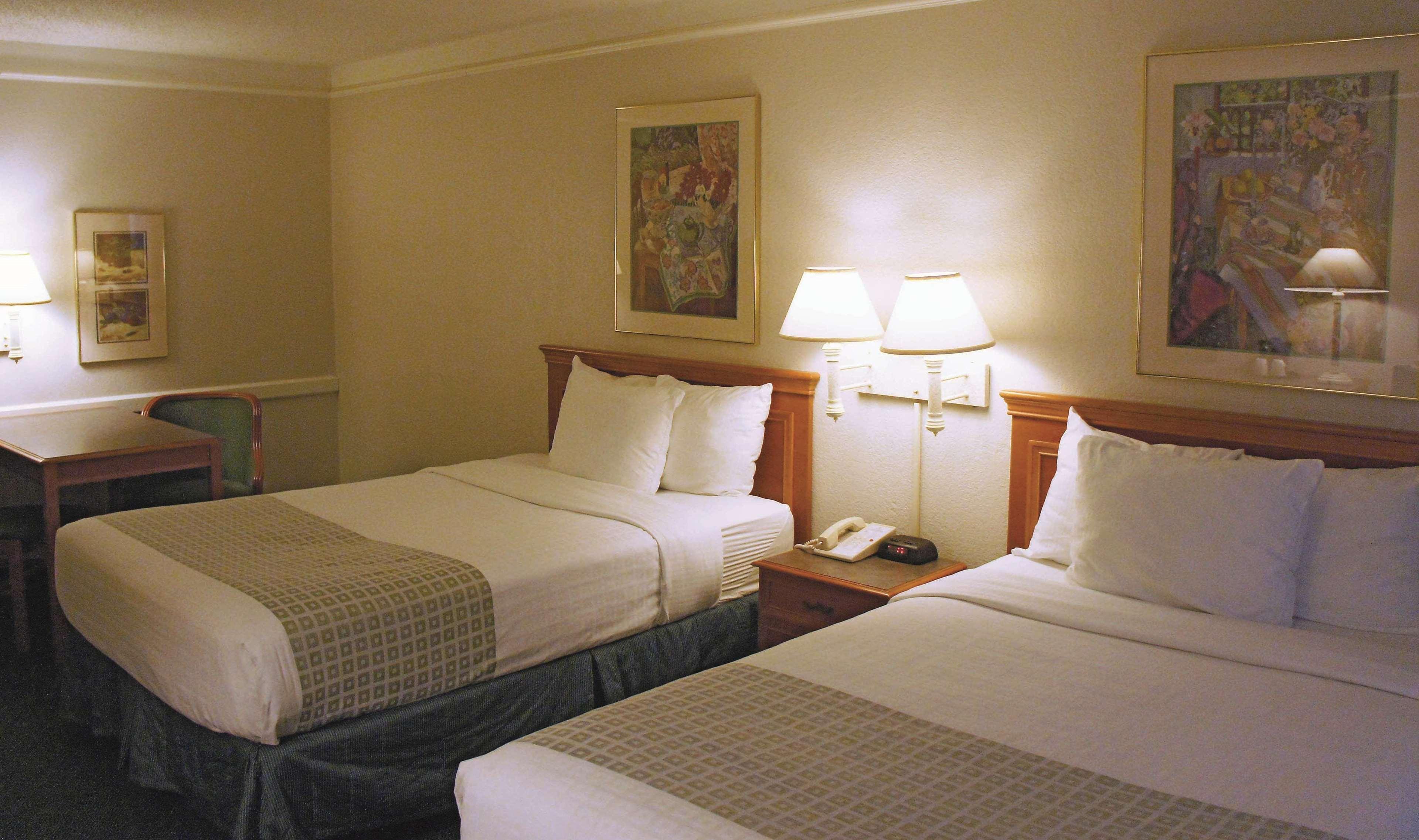 La Quinta Inn By Wyndham Farmington Extérieur photo
