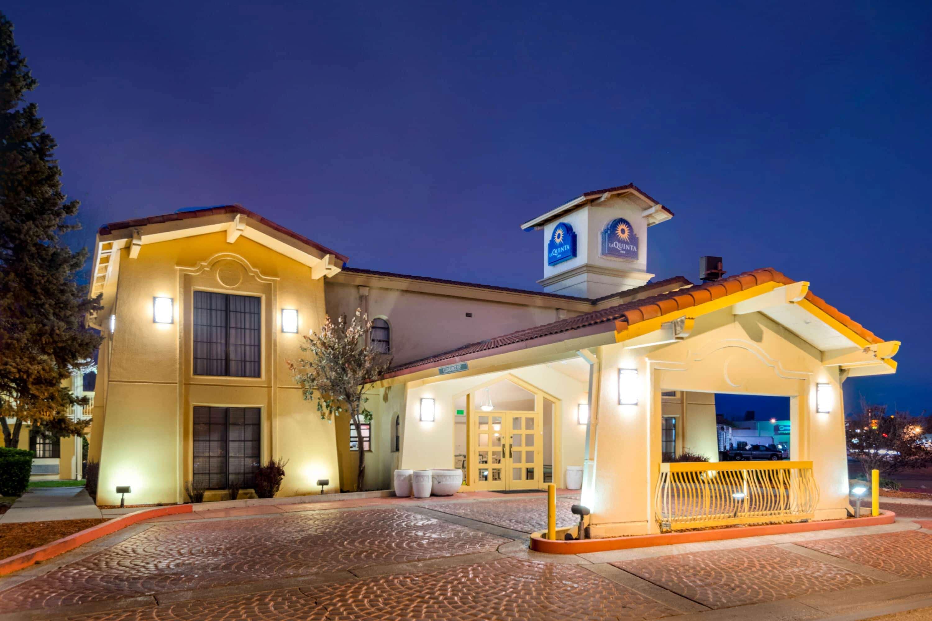 La Quinta Inn By Wyndham Farmington Extérieur photo