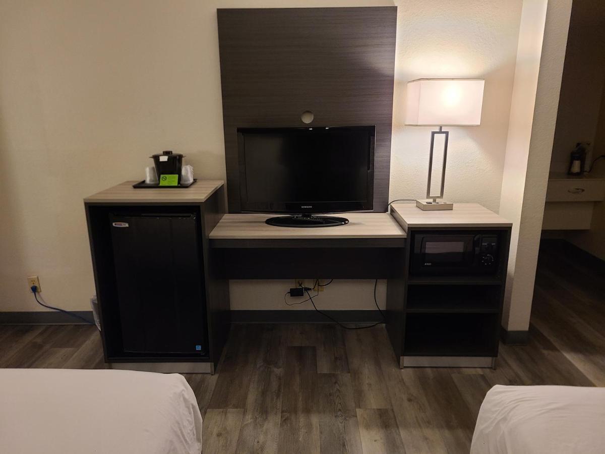 La Quinta Inn By Wyndham Farmington Extérieur photo