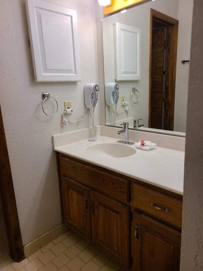 La Quinta Inn By Wyndham Farmington Extérieur photo